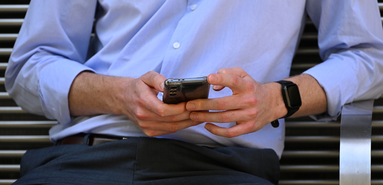 Right to disconnect leads to 33% drop in unpaid overtime