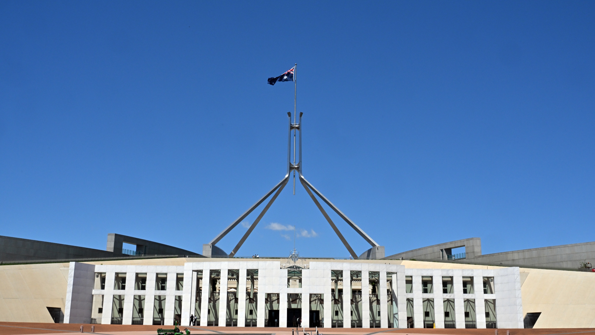 Instant asset write off passes into law for 2025-26, giving small businesses breathing room