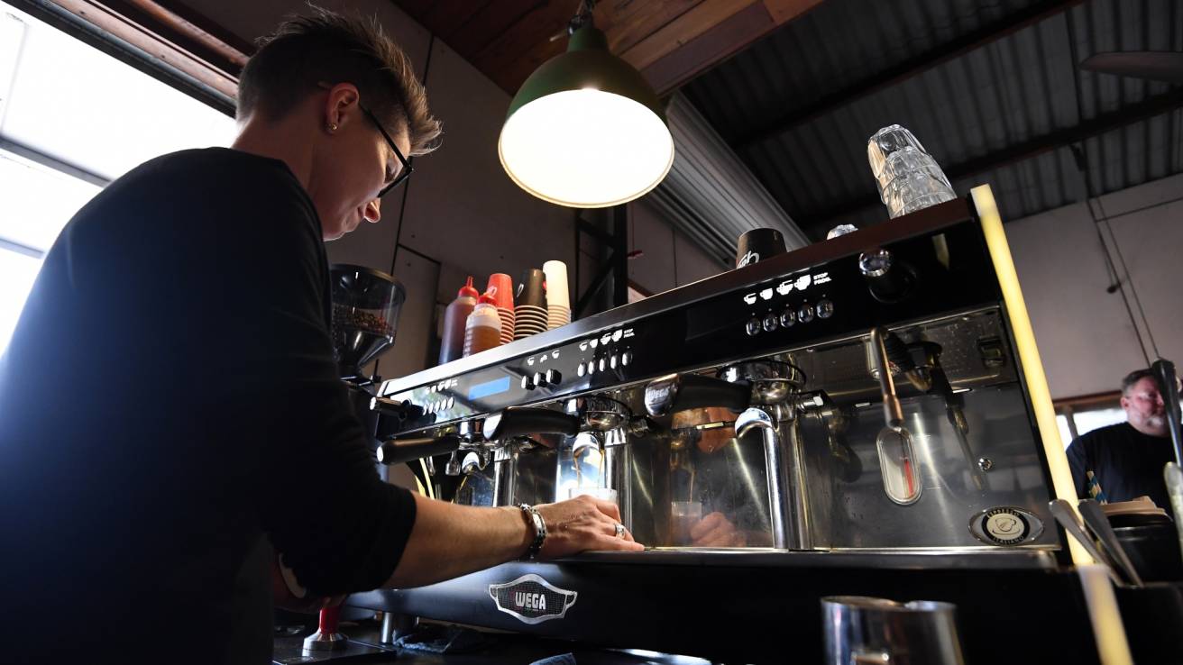 CBA lowers merchant service fees, designed to ease small business pressure