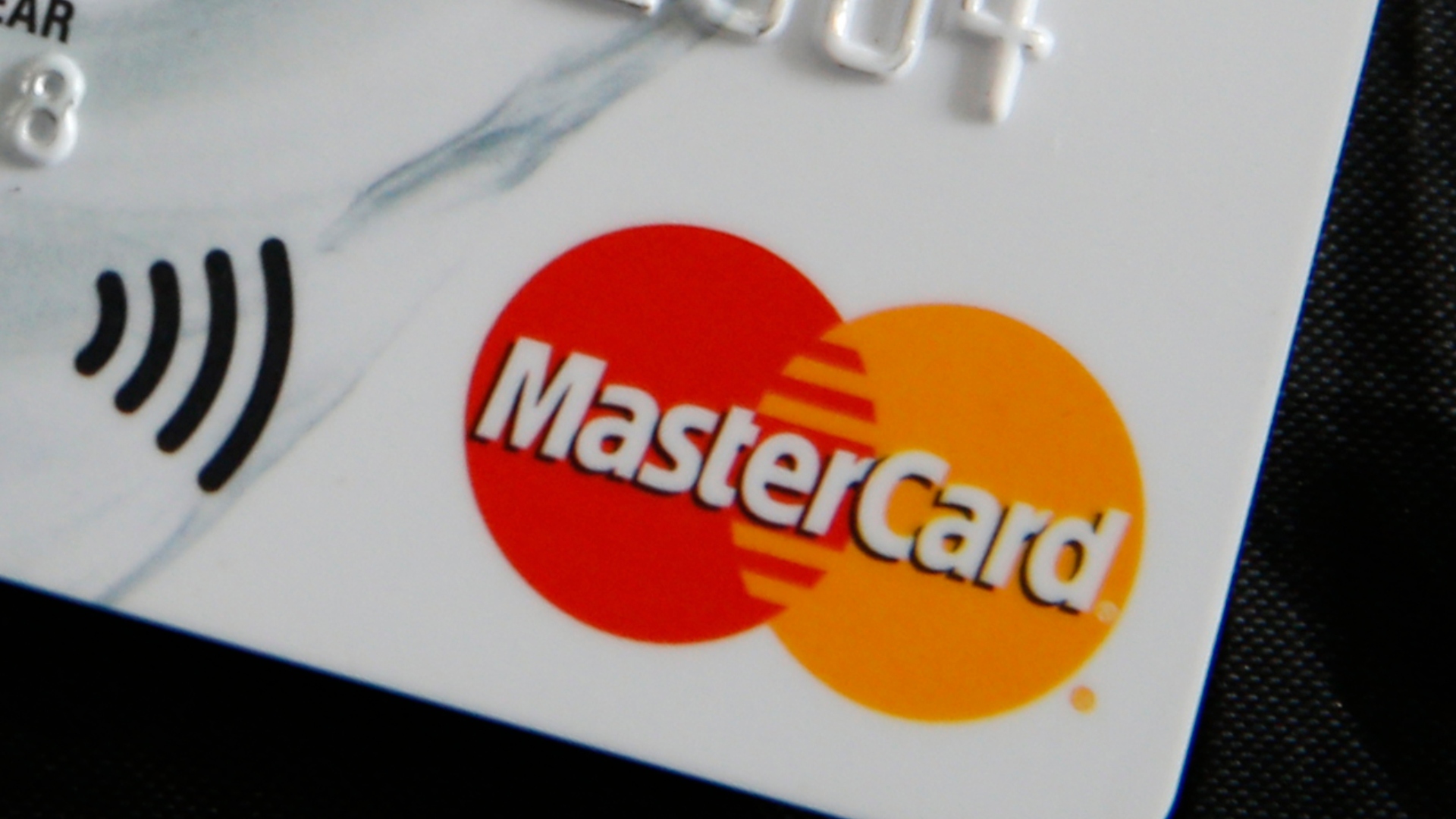 Mastercard disruption hits shoppers, small businesses across Australia