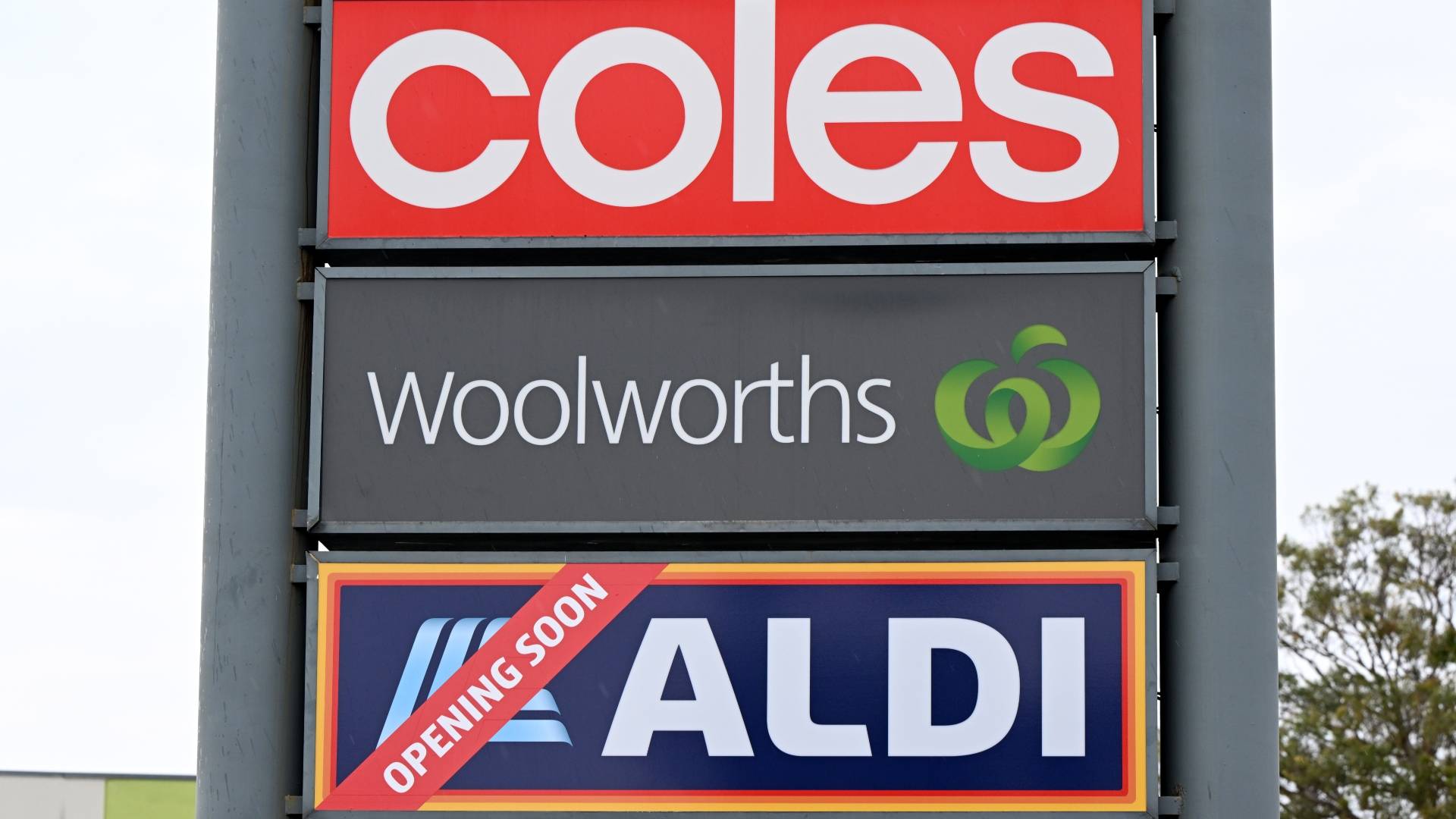 “No silver bullet” for Coles, Woolies oligopoly in final ACCC report