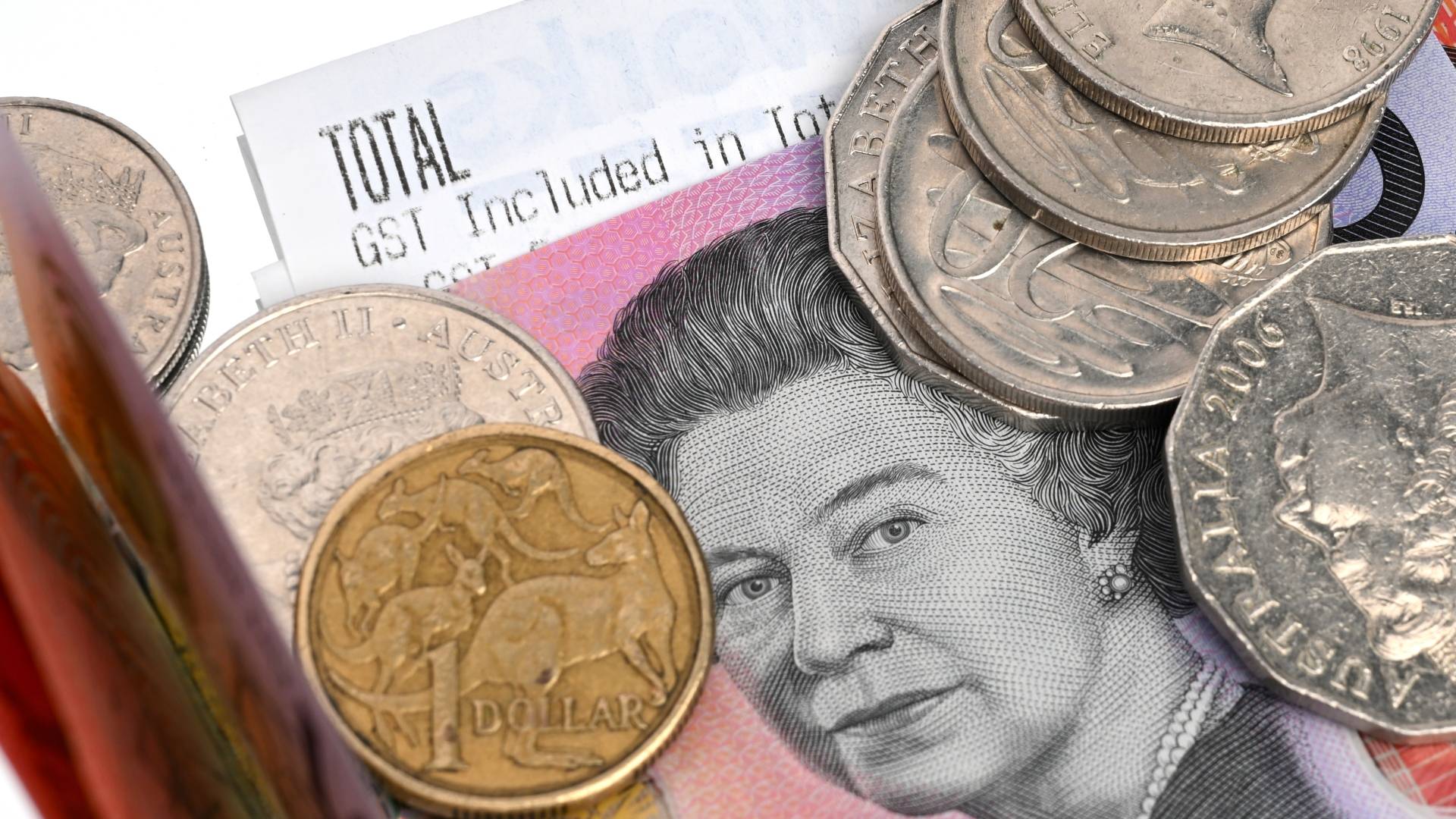 Tax fraud: Victorian man jailed over $2.4 million in dodgy GST refunds