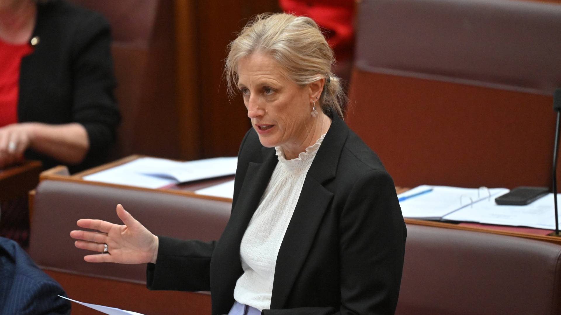 Aussie SMEs to get a leg-up in $100 billion federal tender system