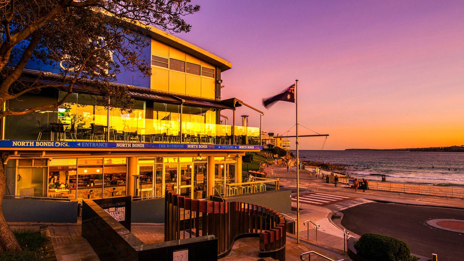 Bondi small businesses offered $25,000 grants in wake of terror attack