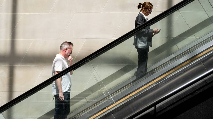 Australia’s gender equality gains mask a growing public divide