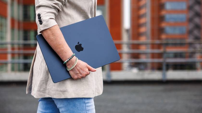 apple macbook price hike Apple MacBook Pro laptop