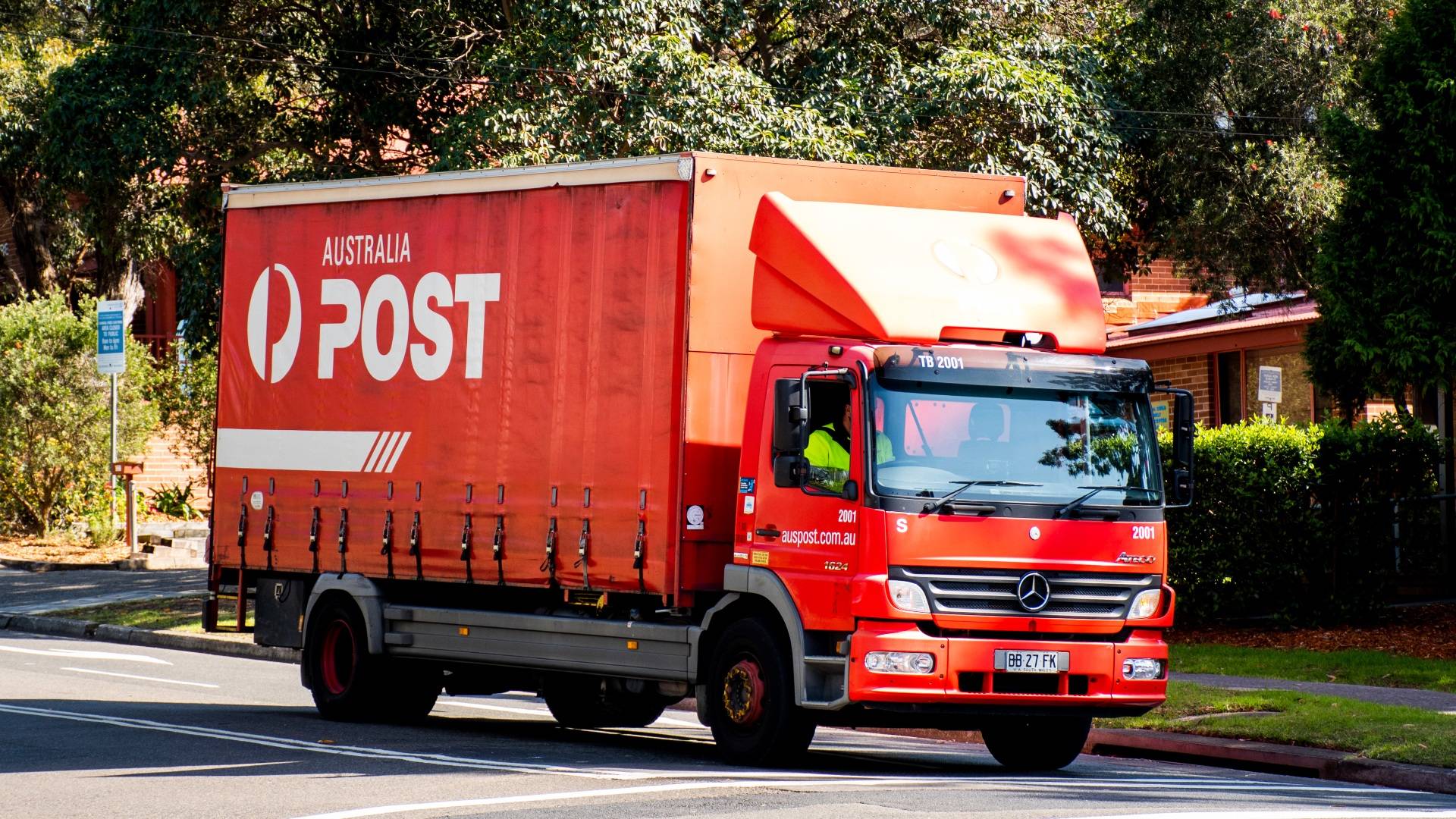 Australia Post hikes parcel prices by 4.95%, forcing small businesses to pass on costs