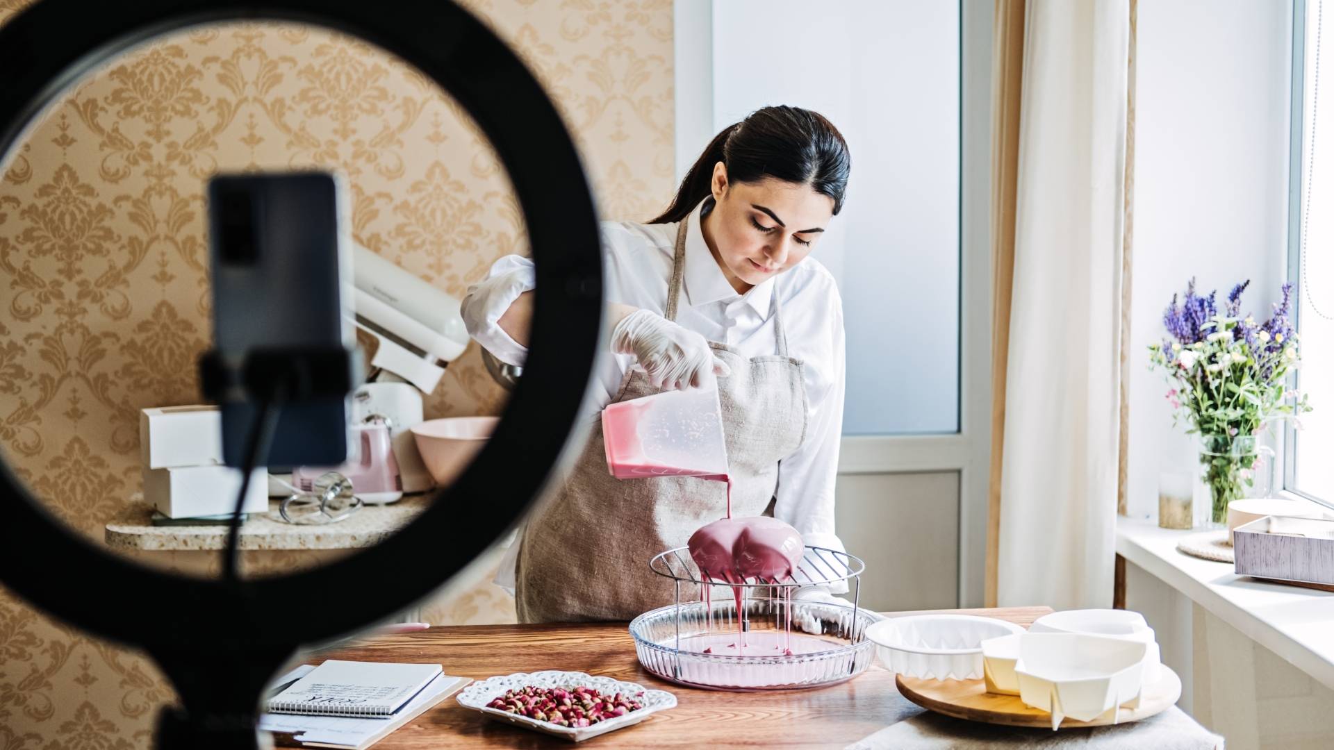Stop calling it a side hustle. The ATO doesn’t