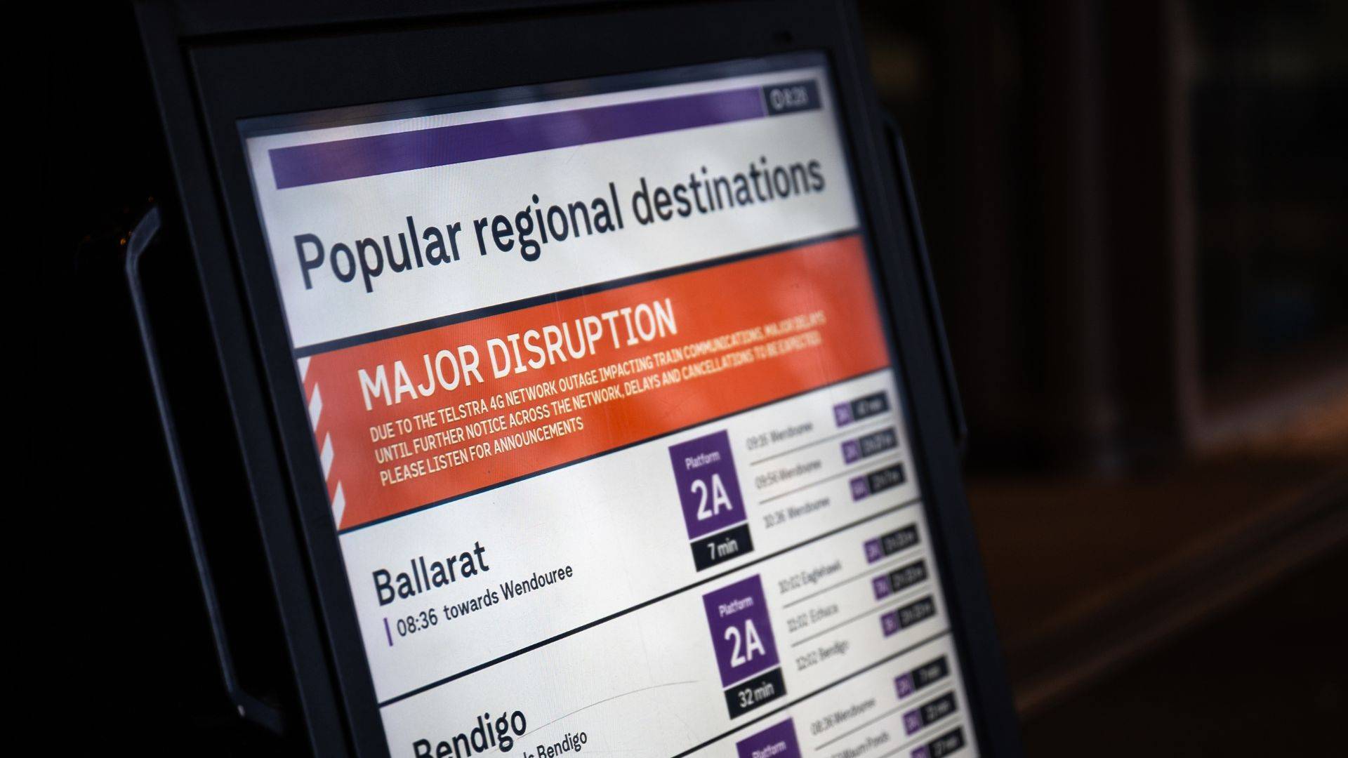 Telstra outage: Regional train disruptions continue into Thursday