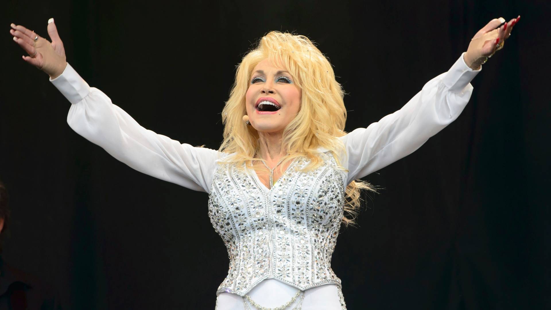 Dolly Parton’s $628 million business empire went way beyond the ‘9 to 5’