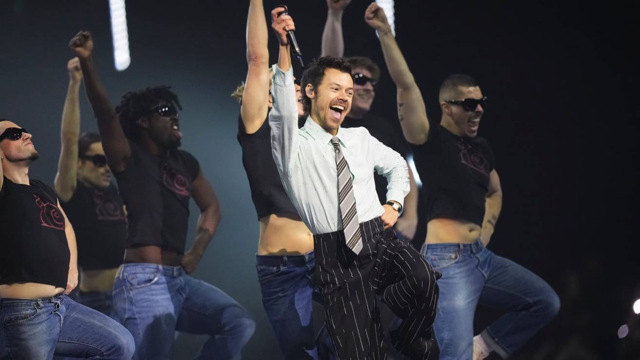Sign of the Times: Harry Styles tour sends Aussie hotel rates sky-high